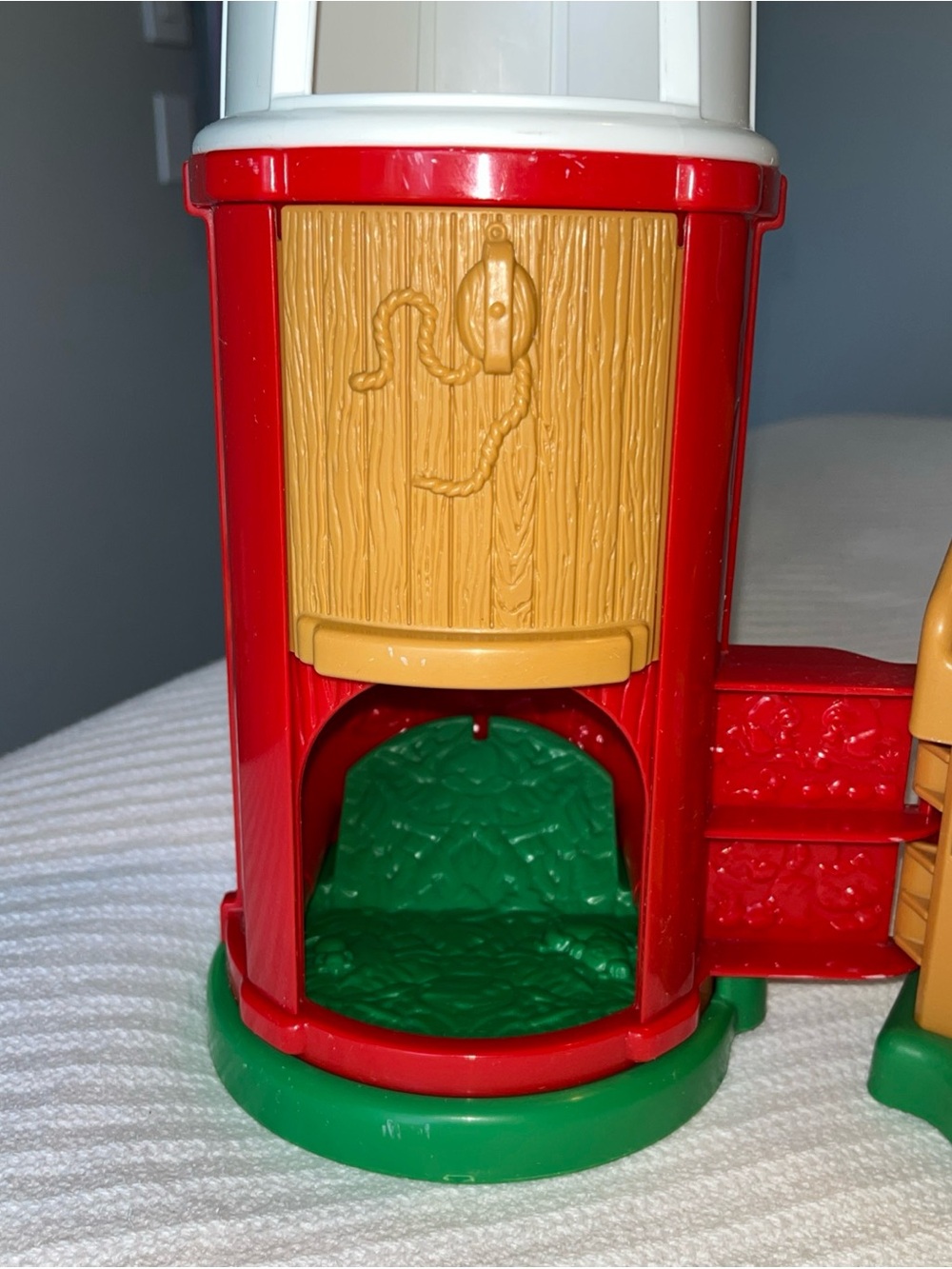 Fisher-Price Red & White Farm Barn Playset with Animal Figures - Picture 4 of 14